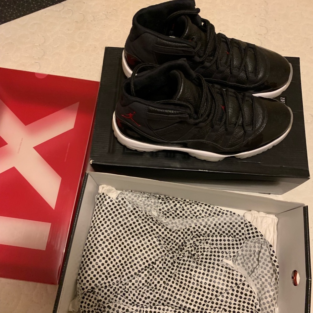 Jordan 11 (72-10) - Picture 3 of 8